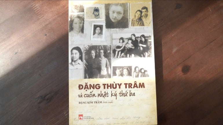 Das Buch erfährt bei den Lesern besondere Aufmerksamkeit.