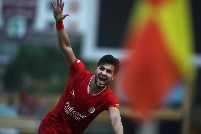 Le Hanoi FC a perdu le « derby de Hanoï » contre le Cong Viettel (image 11).