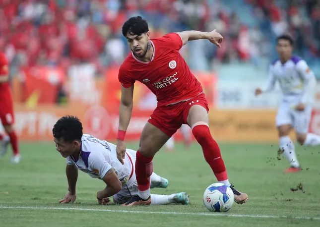 Le Hanoi FC a perdu le « derby de Hanoï » contre le Cong Viettel (image 14).