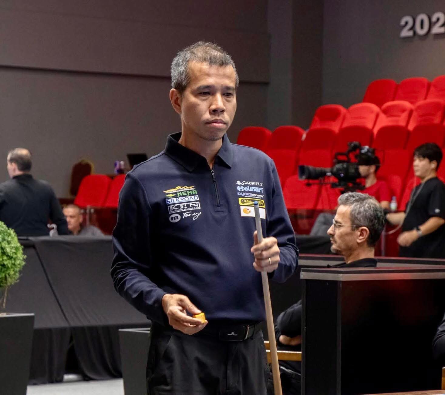 Billiards: Trần Quyết Chiến thắng nghẹt thở đương kim vô địch, trở thành niềm hy vọng duy nhất- Ảnh 1.