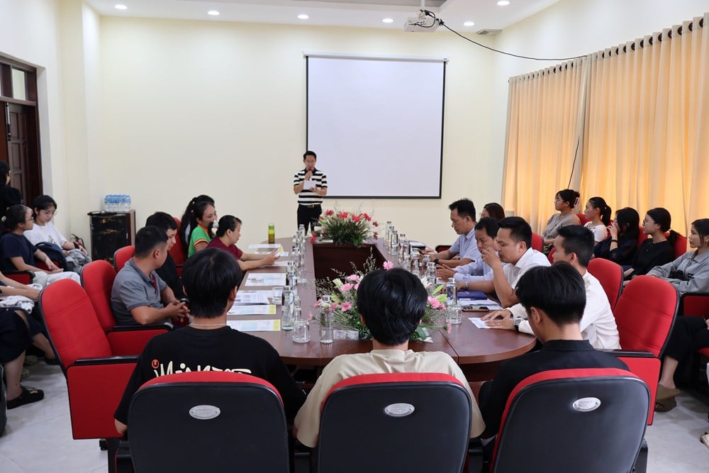 សិក្ខាសាលាស្តីពីផែនទីបង្ហាញផ្លូវនៃការបង្កើតថ្មីនៃទីក្រុង Hoi An - ទីក្រុងច្នៃប្រឌិត - រូបថត ១