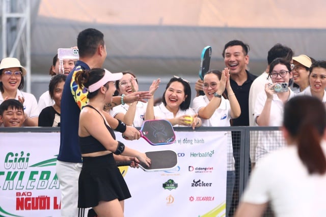 Diễn viên Bình Minh tạo sức hút đặc biệt trên sân pickleball- Ảnh 3.