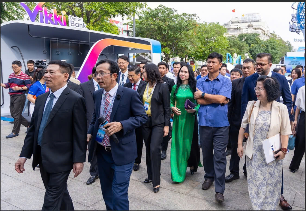 Pharmacity đồng hành cùng xu hướng số: Trải nghiệm mua sắm trên VNeID tại “Ngày hội không tiền mặt” - 1