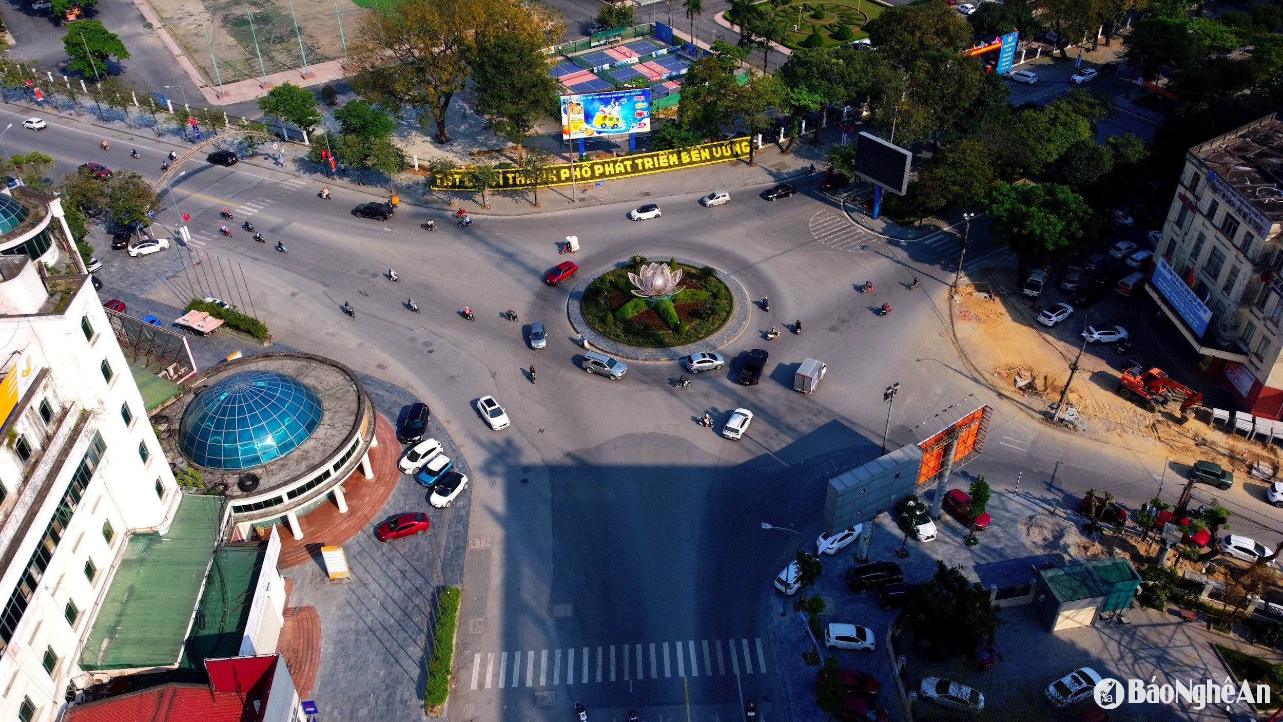xuyến bưu điện