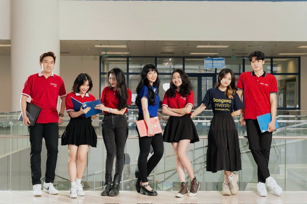 Đừng đợi ra trường mới đi du học - 1