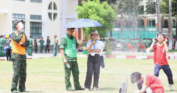 Vea a los estudiantes de HCMC competir en el 'lanzamiento' de cohetes de agua