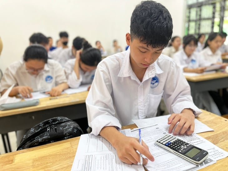 tốt nghiệp THPT - Ảnh 1.