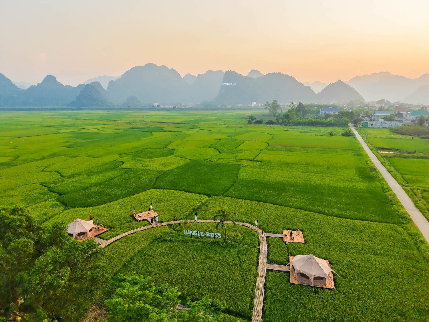 ខេត្ត Quang Binh៖ បទពិសោធន៍​ដំណើរ​កម្សាន្ត​ប្លែក​ភ្នែក​ចំពេល​ក្លិន​ក្រអូប​នៃ​វាលស្រែ