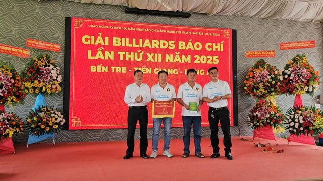 Hơn 50 cơ thủ hào hứng tham gia giải billiards báo chí tại Bến Tre- Ảnh 1.