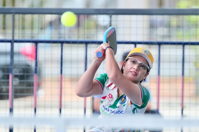 VĐV Huyền Trang: Cả nhà tôi rất háo hức tham gia giải pickleball Dân trí - 4