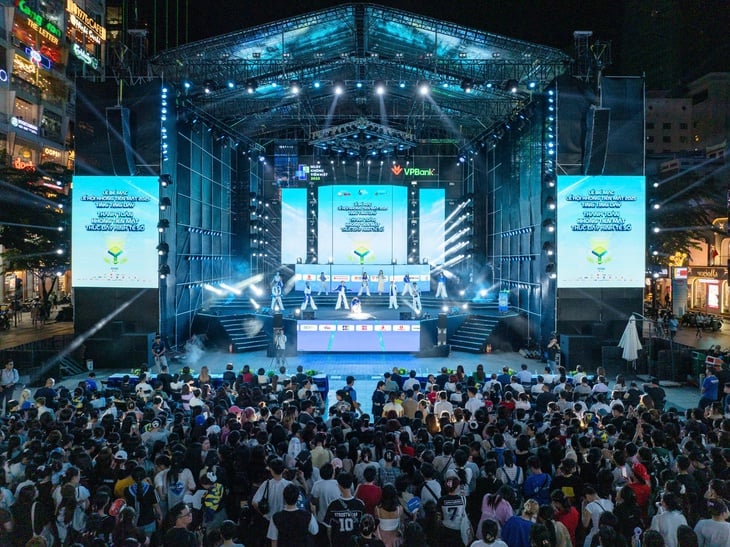 lễ hội không tiền mặt - Ảnh 2.