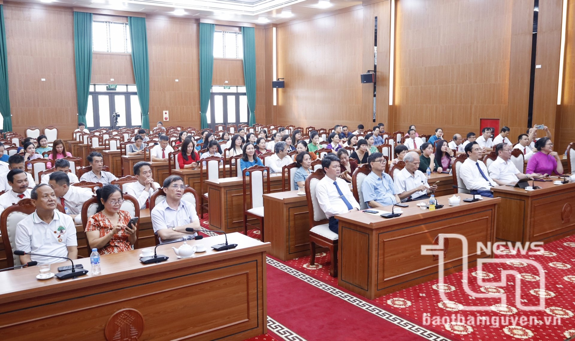 Các đại biểu dự Chương trình.