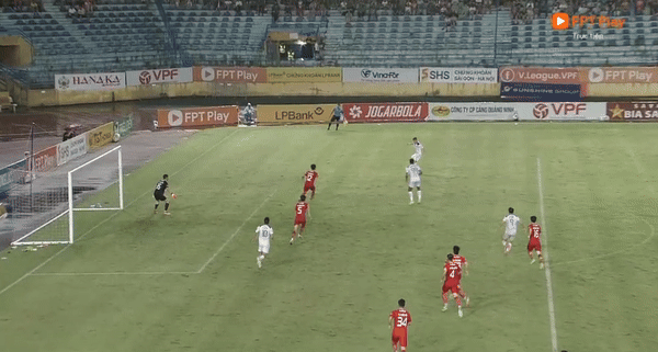 Le Hanoi FC a perdu le « derby de Hanoï » contre le Cong Viettel (image 3).