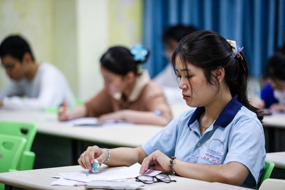 Tuyển sinh ĐH 2025: Học phí Trường ĐH Kinh tế-Luật từ 31,5-65 triệu đồng/năm - Ảnh 1.