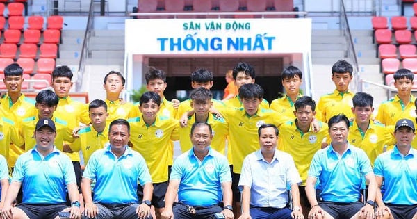 U15 ទីក្រុងហូជីមិញបានរៀបចំពិធីបញ្ជូនក្រុម