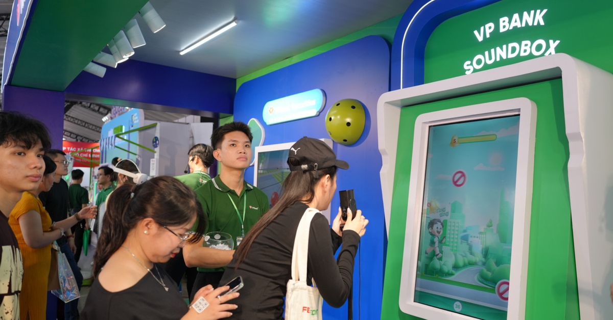 ទិវាគ្មានសាច់ប្រាក់ 2025៖ អតិថិជនរាប់ពាន់នាក់បានចុះឈ្មោះចូល VPBank Cashless City