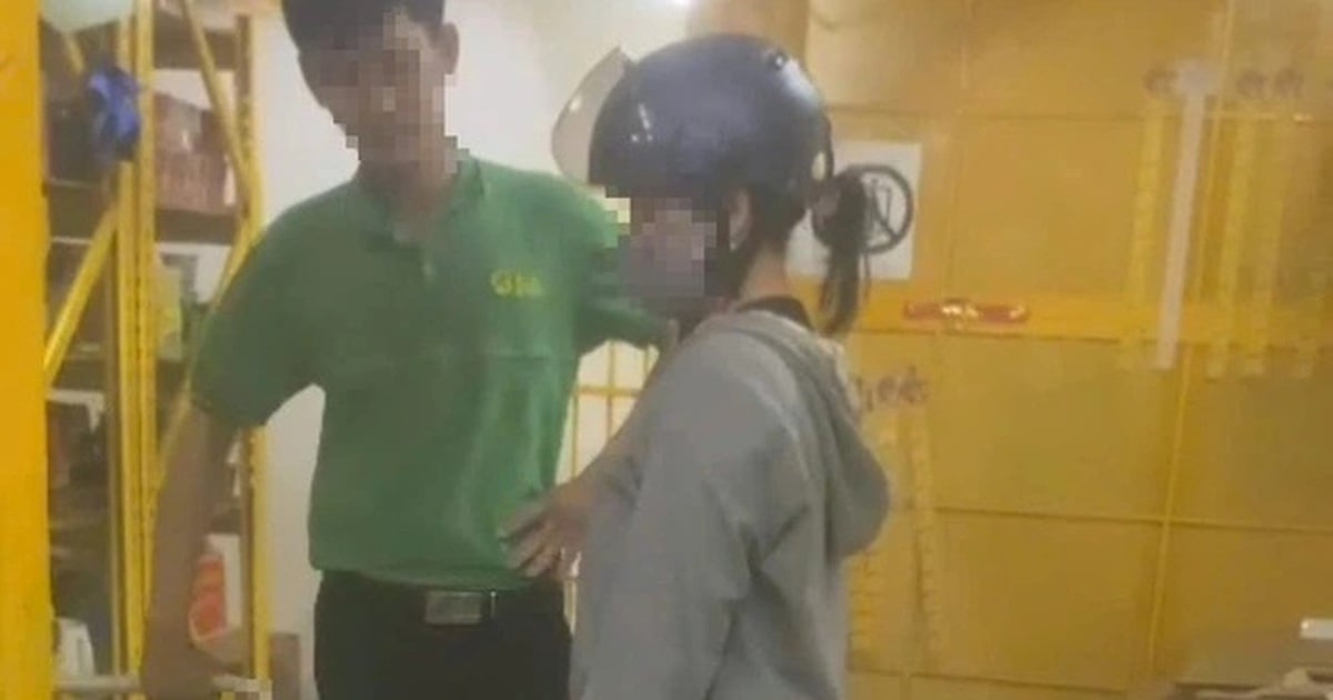 Kindergarten principal stole things: Removed from office