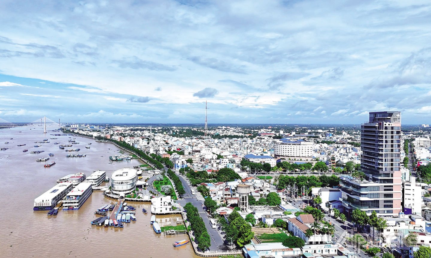 Tiền Giang: Để du lịch trở thành ngành kinh tế mũi nhọn - Ảnh 1.