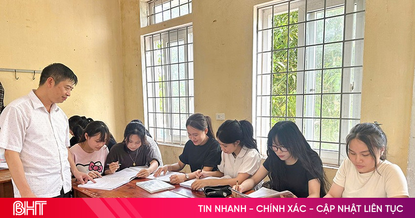 High school graduation exam in Ha Tinh: Social subjects continue to dominate