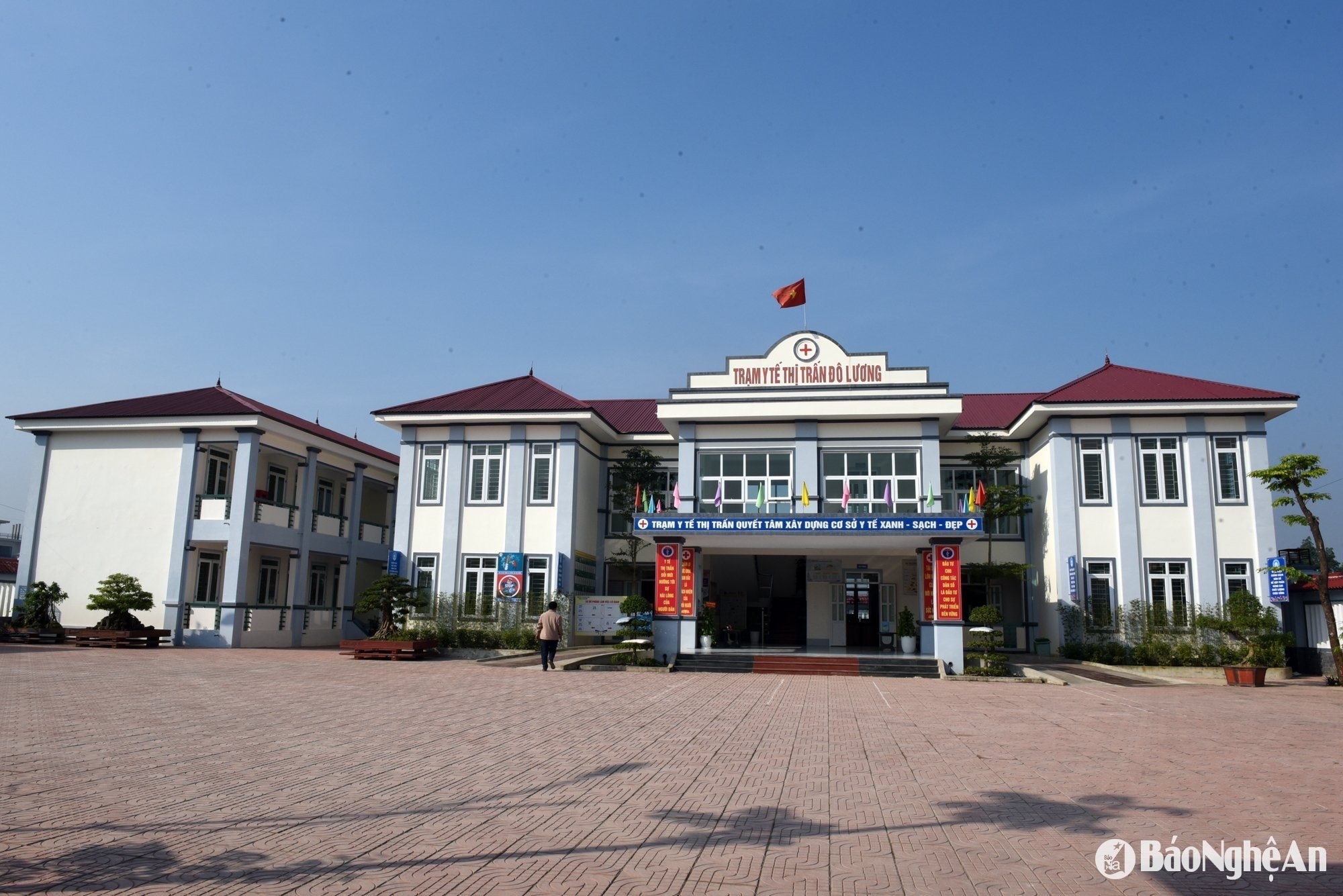 Cơ sở vật chất của Trạm Y tế thị trấn Đô Lương rất khang trang, sạch đẹp ... giống như một bệnh viện thu nhỏ. Ảnh Thành Chung