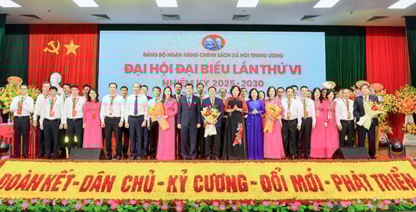 Đại hội đại biểu Đảng bộ NHCSXH TW lần thứ VI, nhiệm kỳ 2025 – 2030 thành công tốt đẹp -0