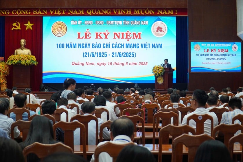 Quang cảnh buổi lễ.