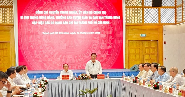 Xây dựng báo chí xứng đáng với sứ mệnh mới, vươn mình cùng dân tộc
