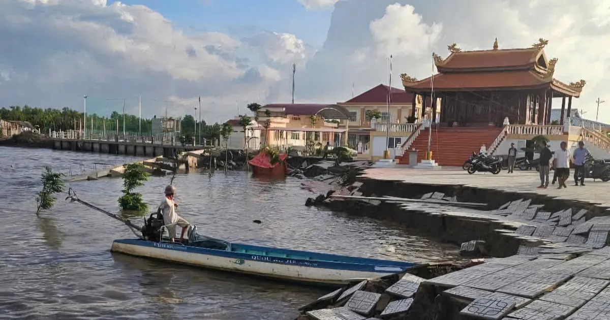 Ca Mau៖ ព្រះសារីរិកធាតុរបស់ប្រាសាទ Lady Thuy Long បានទទួលរងការបាក់ដីយ៉ាងធ្ងន់ធ្ងរ