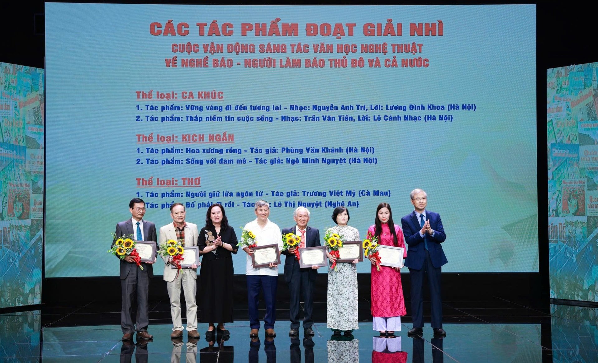 giai-nhi-bc-vhnt.jpg