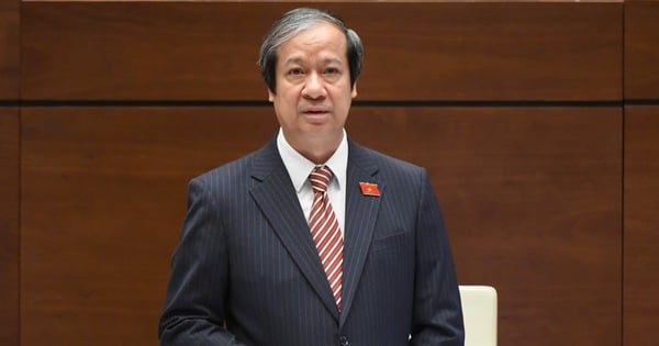 Bộ trưởng Giáo dục và Đào tạo: Kịp thời triển khai miễn, hỗ trợ học phí trong năm học này