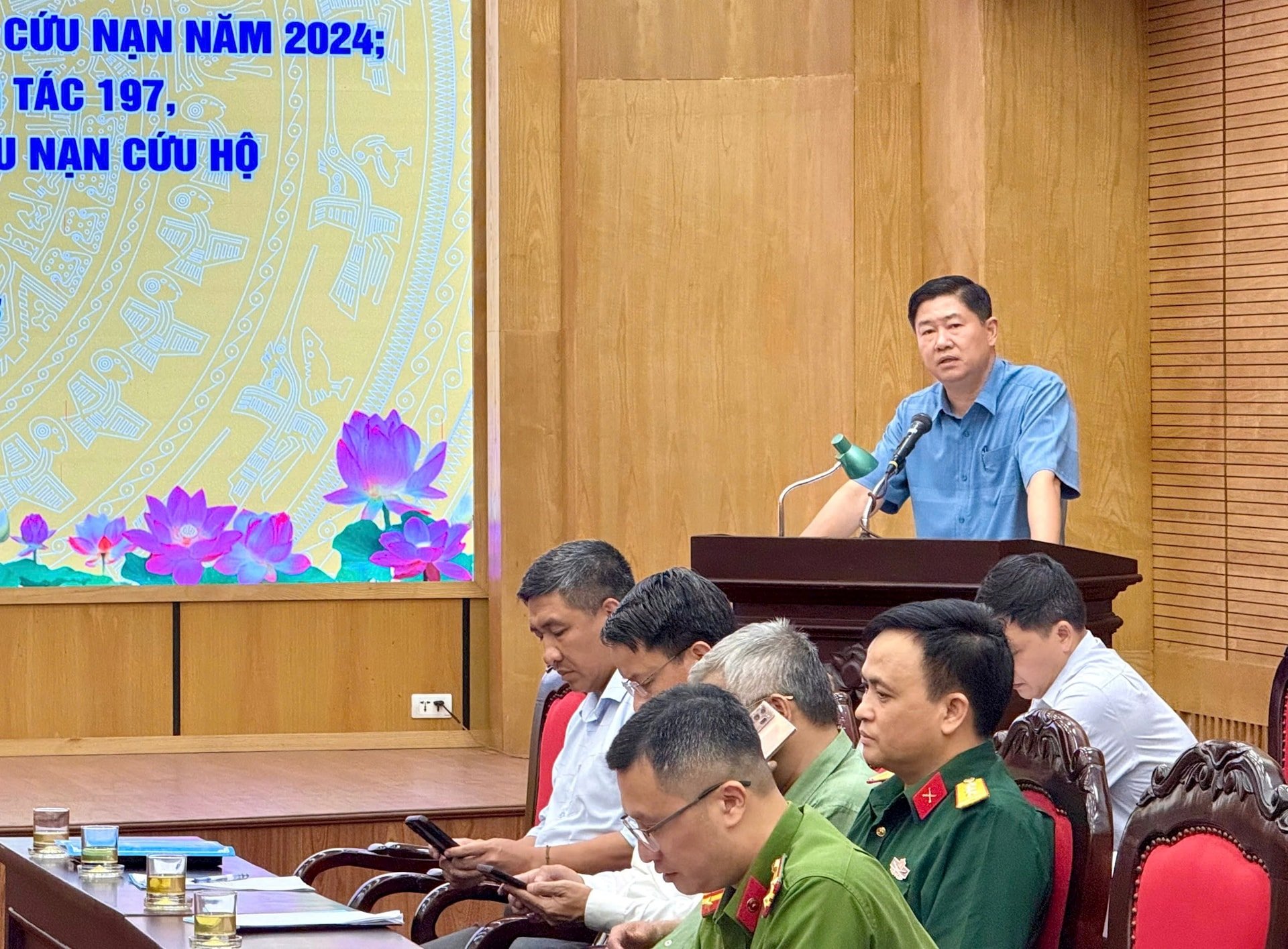 three-dinh2.jpg