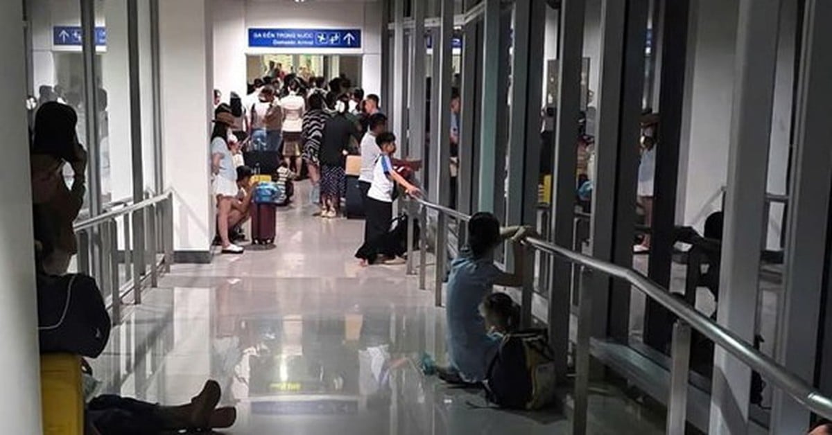 Cục Hàng không yêu cầu làm rõ vụ hành khách 'mắc kẹt' ở Tân Sơn Nhất giữa đêm