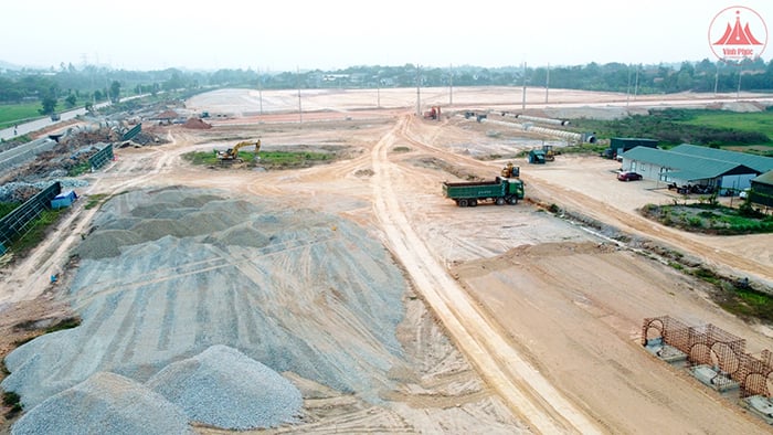 Vĩnh Phúc đẩy nhanh tiến độ thi công các dự án trọng điểm -0