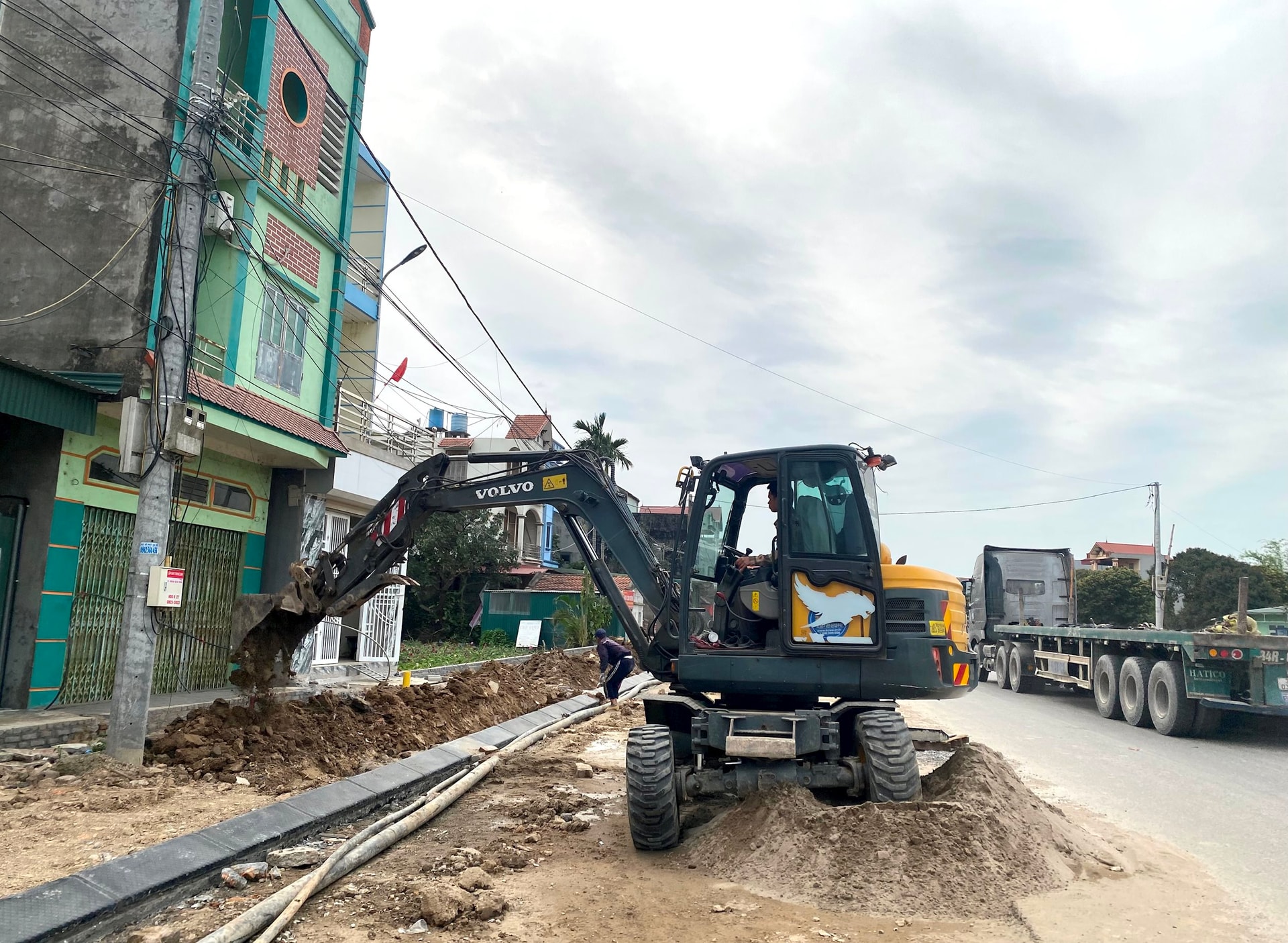 Ban Quản lý dự án đầu tư xây dựng tỉnh Hải Dương tiếp nhận 12 ban cấp huyện