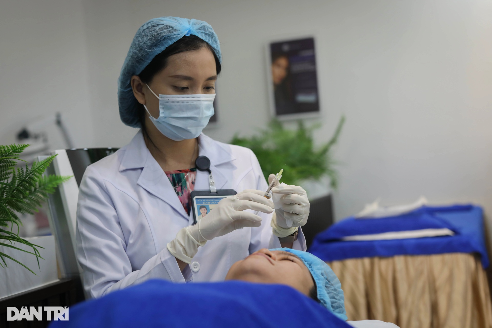 Cận cảnh mũi tiêm níu lại tuổi thanh xuân của người phụ nữ U40 - 5