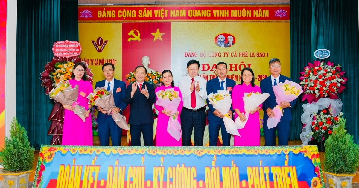 គណៈកម្មាធិការបក្សក្រុមហ៊ុនកាហ្វេ អៀ សៅ១ បានរៀបចំមហាសន្និបាតលើកទី១២ដោយជោគជ័យ