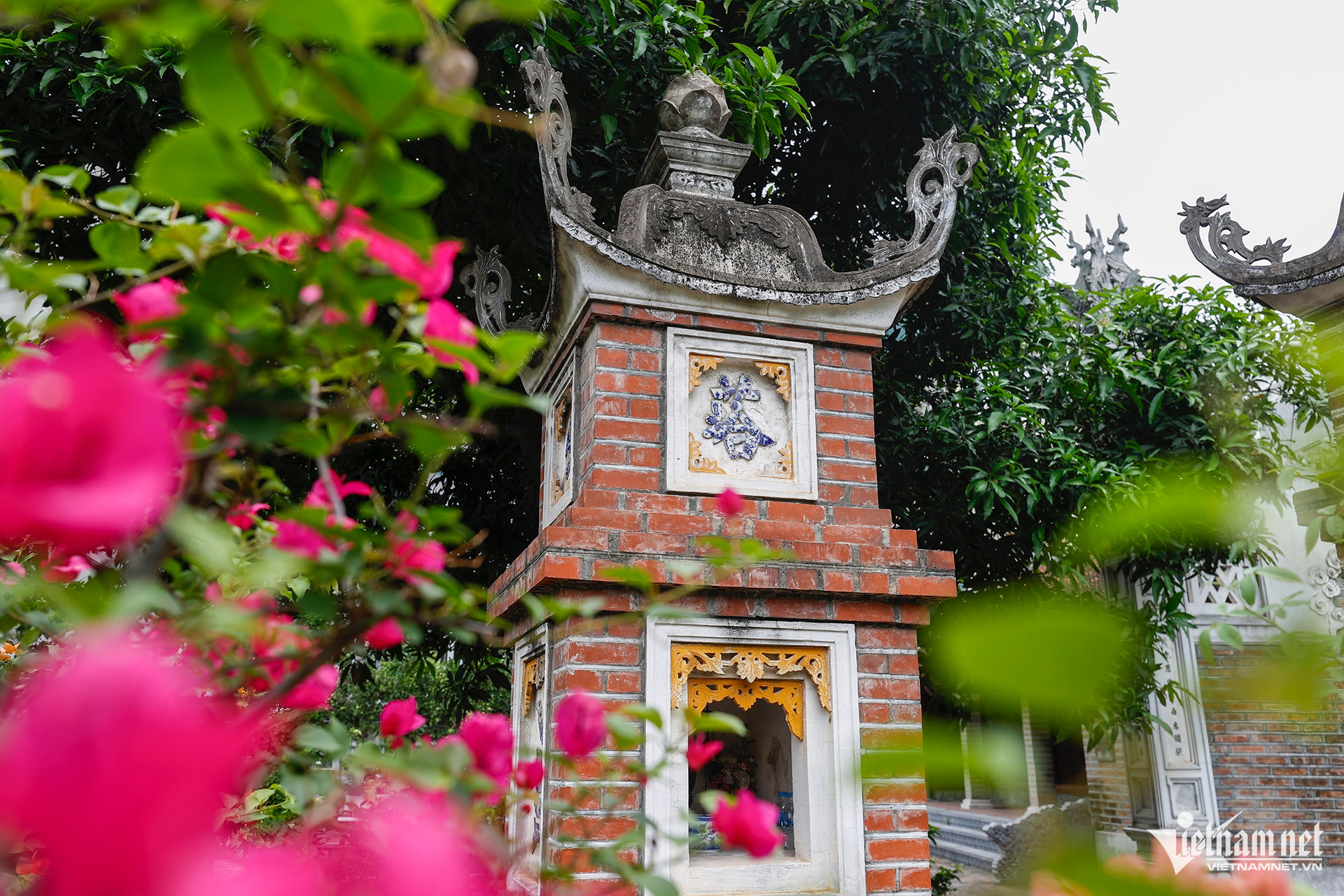 Inside the 'Ba Danh' pagoda in the heart of Hanoi