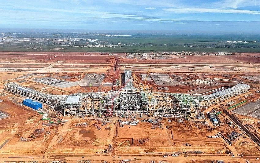 ការលុបបំបាត់ឧបសគ្គសម្រាប់គម្រោងហេដ្ឋារចនាសម្ព័ន្ធសំខាន់ៗចំនួនពីរនៅខាងក្រៅអាកាសយានដ្ឋាន Long Thanh