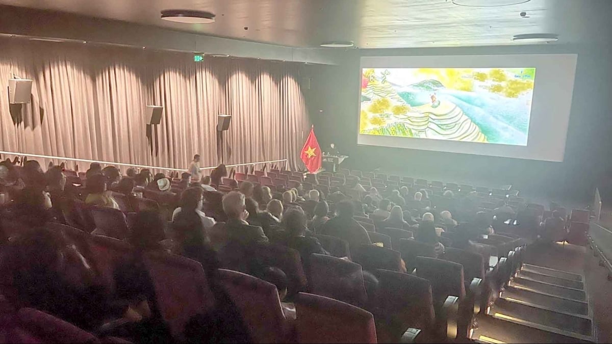 Deep impressions of Vietnam at film screening and photo exhibition in Canberra