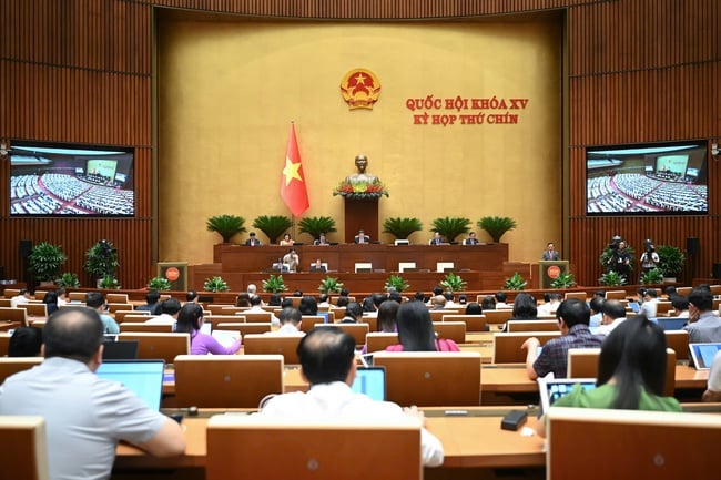 Thông qua Nghị quyết của Quốc hội sửa đổi, bổ sung một số điều của Hiến pháp năm 2013 - Ảnh 4.