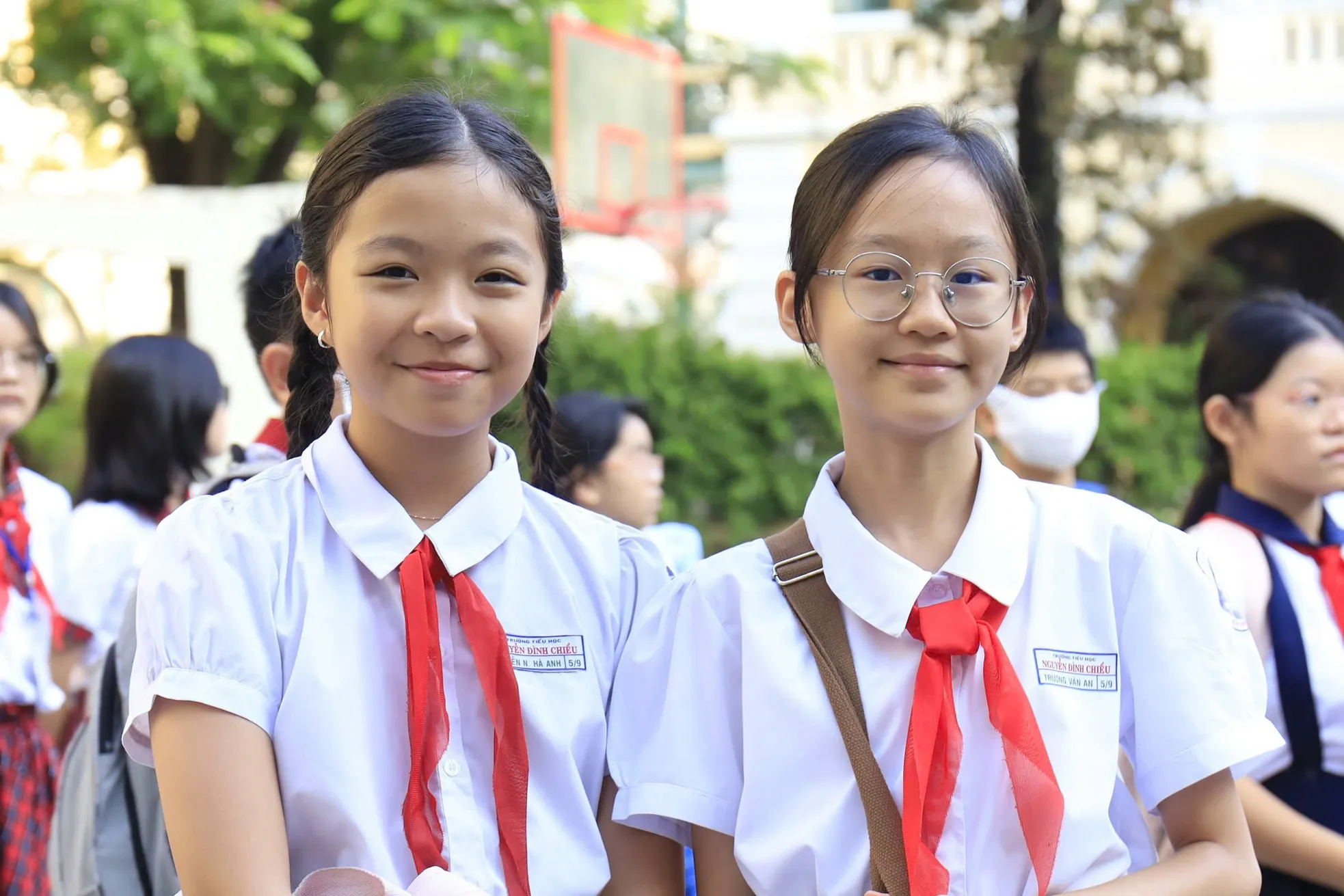 Cận cảnh cuộc đua tranh suất vào lớp 6 'căng' hơn tuyển sinh đại học ở TPHCM ảnh 4