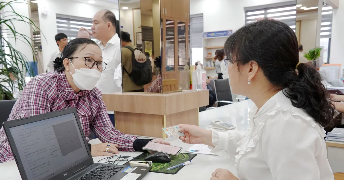 Commune-level officials and civil servants are ready to work.