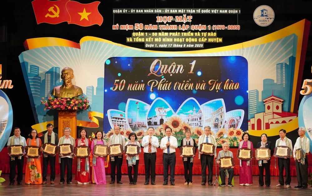 6HH07316.JPG