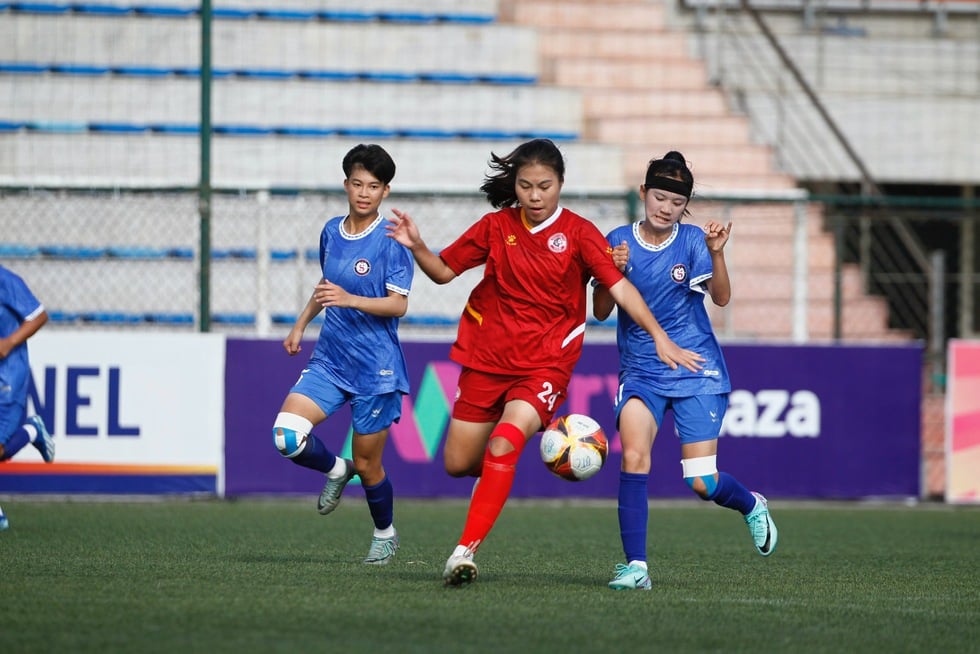 U.16 Sơn La thắng ngược tân binh Vĩnh Phúc, U.16 Hà Nội bị chia điểm- Ảnh 1.