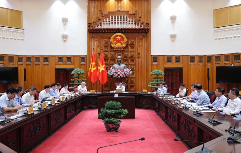 Thủ tướng chủ trì cuộc họp Thường trực Chính phủ về 4 dự án, hồ sơ luật- Ảnh 2.