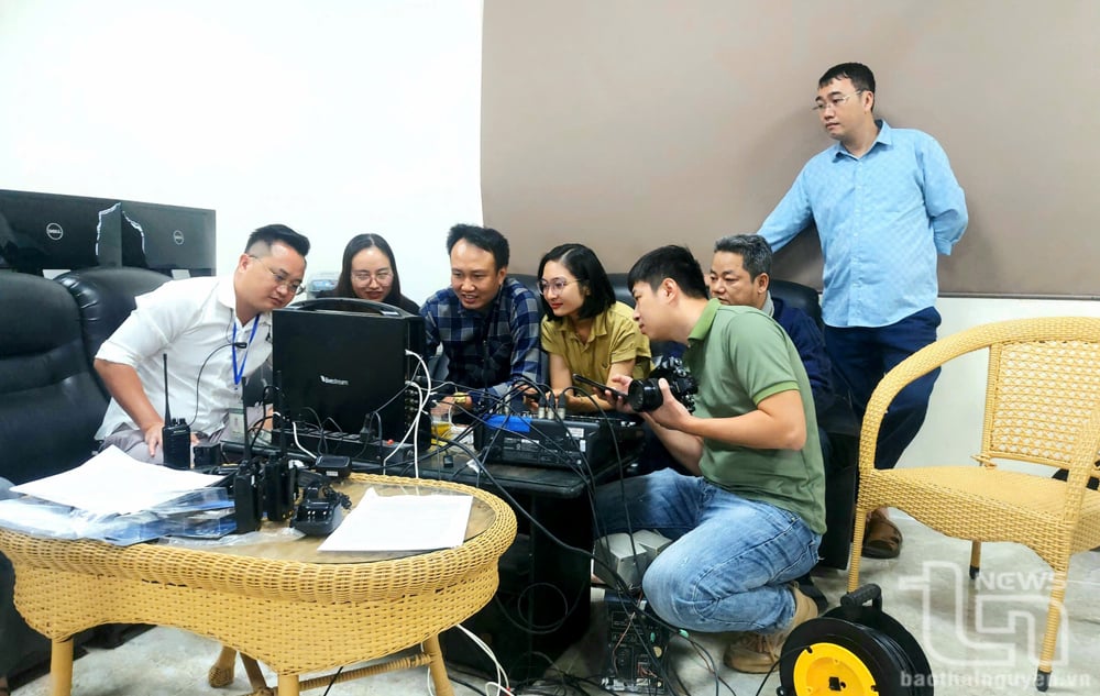 Đội ngũ người làm báo Thái Nguyên chủ động áp dụng công nghệ làm báo mới, ứng dụng AI vào quá trình sản xuất.