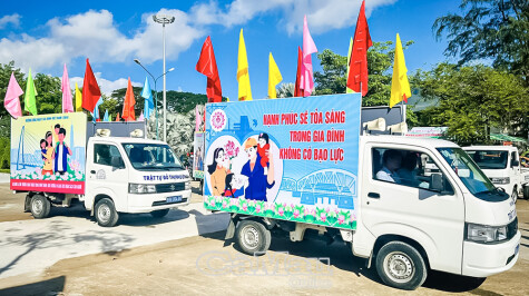 ឆ្ពោះទៅរកសង្គមមនុស្សធម៌ និងសុភមង្គល