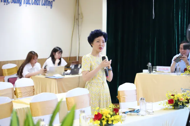 ចម្លងគំរូសេដ្ឋកិច្ចច្នៃប្រឌិតរបស់ស្រ្តីជនជាតិភាគតិច រូបថត ២