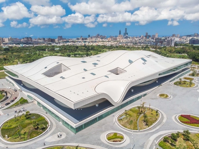 weiwuying-national-kaohsiung-center-for-the-arts.webp