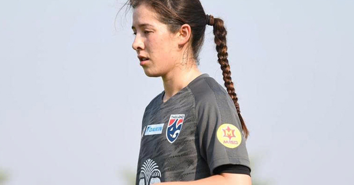 Southeast Asian women's football is flooded with naturalized players, putting the Vietnamese team in a difficult situation.